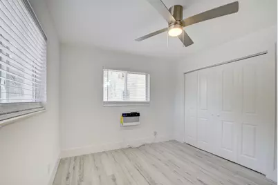 525 S Broadway #J, Lantana, FL 33462 - Photo 8
