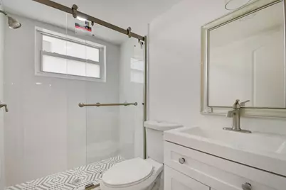 525 S Broadway #J, Lantana, FL 33462 - Photo 10