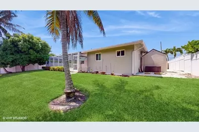 200 SW 6th Avenue, Boca Raton, FL 33486 - Photo 38
