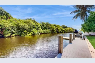 200 SW 6th Avenue, Boca Raton, FL 33486 - Photo 24