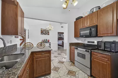 254 La Mancha Avenue, Royal Palm Beach, FL 33411 - Photo 2