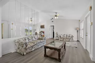 254 La Mancha Ave, Royal Palm Beach, FL 33411 - Photo 8