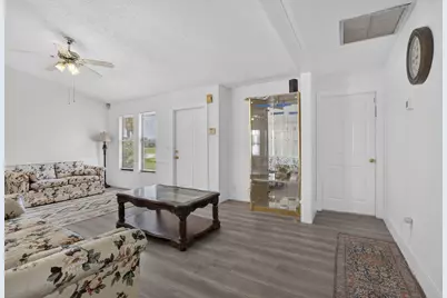 254 La Mancha Avenue, Royal Palm Beach, FL 33411 - Photo 10