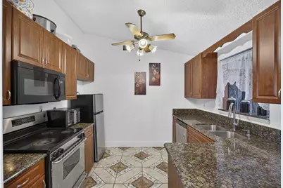 254 La Mancha Avenue, Royal Palm Beach, FL 33411 - Photo 18