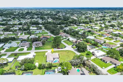 398 SE Bayview Terrace, Port Saint Lucie, FL 34983 - Photo 40