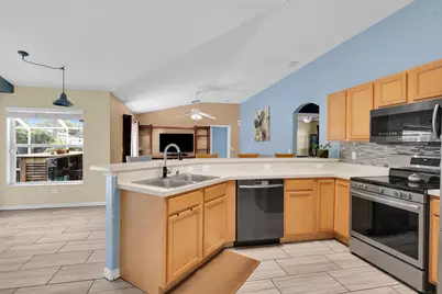 398 SE Bayview Terrace, Port Saint Lucie, FL 34983 - Photo 48