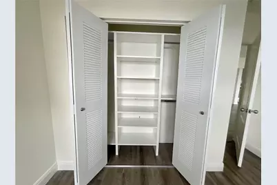 16900 N Bay Road #3-1011, Sunny Isles Beach, FL 33160 - Photo 6