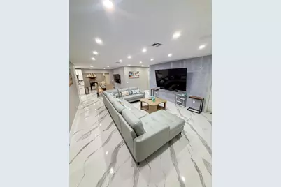 631 NW 39th Street, Oakland Park, FL 33309 - Photo 10
