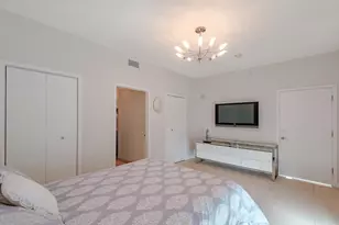 1111 SW 1st Ave, Miami, FL 33130 - Photo 12