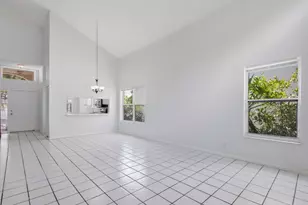 9516 NW 8th Cir, Plantation, FL 33324 - Photo 4
