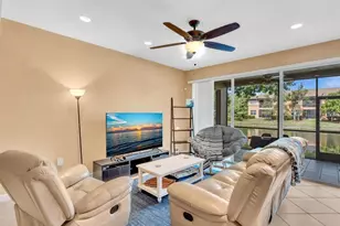 8025 NW 127th Ln, Parkland, FL 33076 - Photo 14
