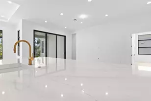 13294 Artisan Cir, Palm Beach Gardens, FL 33418 - Photo 10