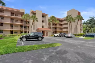 1920 Sabal Palm Dr, Davie, FL 33324 - Photo 44