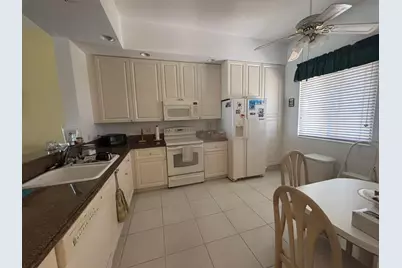 15 Harbour Isle Drive W #PH05, Fort Pierce, FL 34949 - Photo 2