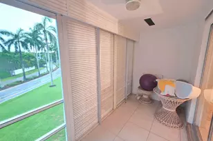 700 Layne Blvd, Hallandale Beach, FL 33009 - Photo 8
