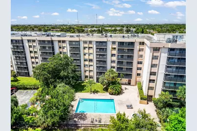 900 NE 195th Street #217, Miami, FL 33179 - Photo 38