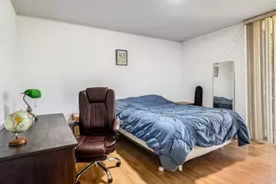 900 NE 195th St, Miami, FL 33179 - Photo 20