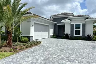 12173 Arbordale Wy, Palm Beach Gardens, FL 33412 - Photo 2
