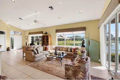 6862 Swansea Lane, Boynton Beach, FL 33472 - Photo 10