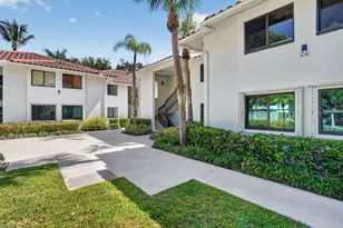 65 Pelican Pointe Dr, Delray Beach, FL 33483 - Photo 8