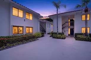 65 Pelican Pointe Dr, Delray Beach, FL 33483 - Photo 6