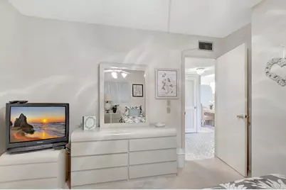 23099 Barwood Lane N #306, Boca Raton, FL 33428 - Photo 18