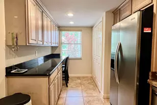 4017 N Cypress Dr, Pompano Beach, FL 33069 - Photo 8