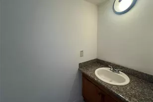 5847 Blueberry Ct, Lauderhill, FL 33313 - Photo 16