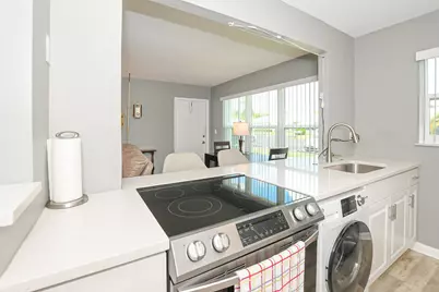 911 Savannas Point Drive #C, Fort Pierce, FL 34982 - Photo 10