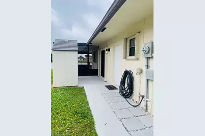 5318 Garden Hills Circle, West Palm Beach, FL 33415 - Photo 2