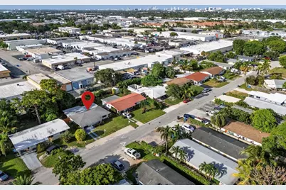 699 NE 40th Street, Oakland Park, FL 33334 - Photo 44