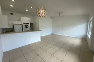 3842 SW 48th Ave, Hollywood, FL 33023 - Photo 2