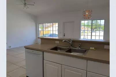 3842 SW 48th Avenue, Hollywood, FL 33023 - Photo 6