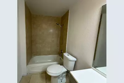3842 SW 48th Avenue, Hollywood, FL 33023 - Photo 16
