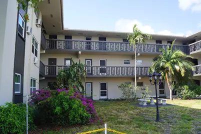 1250 E Sample Road #303, Pompano Beach, FL 33064 - Photo 2