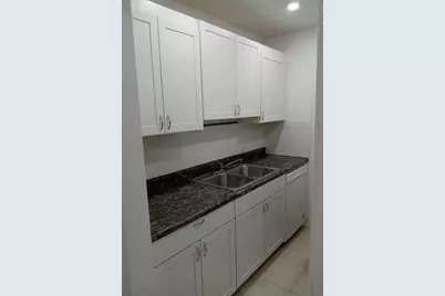 1250 E Sample Road #303, Pompano Beach, FL 33064 - Photo 8