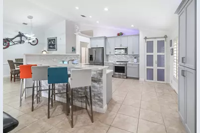 5671 S Fountains Drive S, Lake Worth, FL 33467 - Photo 8