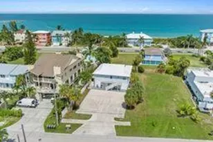 336 Hernando St, Fort Pierce, FL 34949 - Photo 10