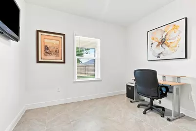 1008 SW Ingrassina Avenue SW, Port Saint Lucie, FL 34953 - Photo 14