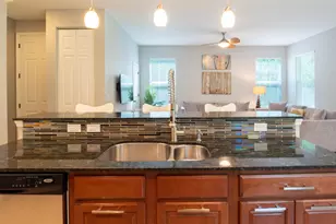 108 Canterbury Pl, Jupiter, FL 33458 - Photo 8