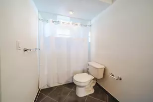 501 NE 14th Ave, Hallandale Beach, FL 33009 - Photo 30