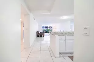501 NE 14th Ave, Hallandale Beach, FL 33009 - Photo 2