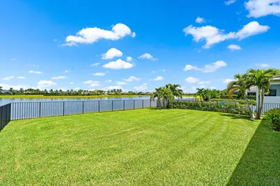 15883 Key Biscayne Lane, Westlake, FL 33470 - Photo 22