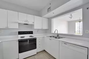 3020 NE 32nd Ave, Fort Lauderdale, FL 33308 - Photo 6