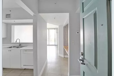 3020 NE 32nd Avenue #807, Fort Lauderdale, FL 33308 - Photo 4