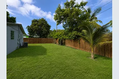 1980 SW 66th Avenue, North Lauderdale, FL 33068 - Photo 34