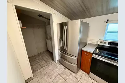 1980 SW 66th Avenue, North Lauderdale, FL 33068 - Photo 12