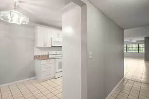 7593 Tahiti Ln, Lake Worth, FL 33467 - Photo 2