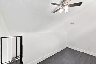 2016 SW 82nd Ave, Davie, FL 33324 - Photo 6