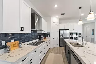 15883 Key Biscayne Ln, The Acreage, FL 33470 - Photo 10